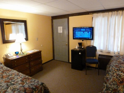 Viking Motel image 20